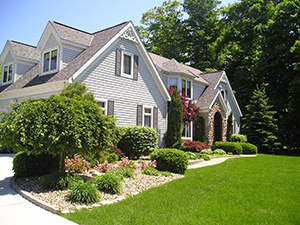 Landscapers and Lawncare Services in Kodak, TN